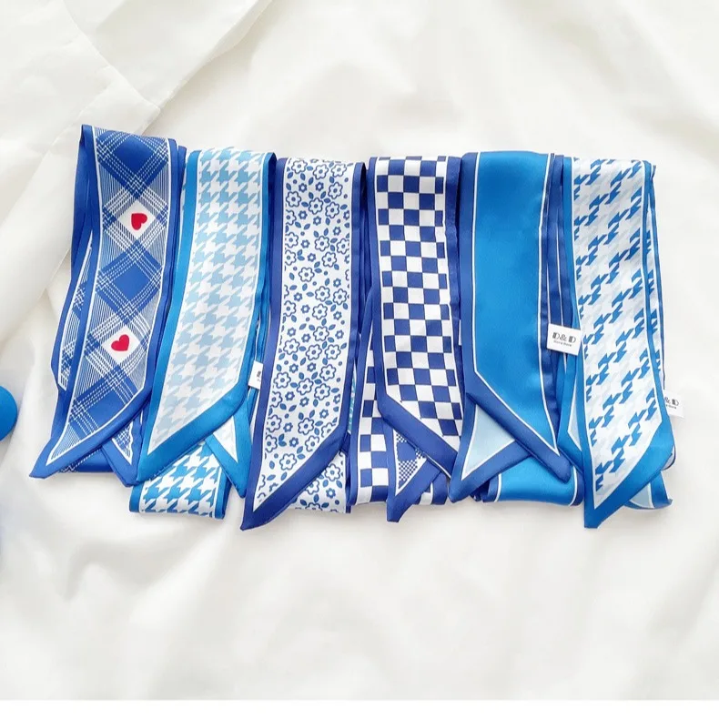 Lenço de seda azul Klein, novo - Ascot Neck Scarf avaliação e preço